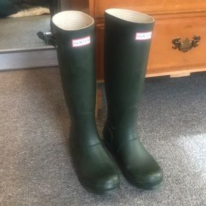Tall Hunter Rain boots size 7